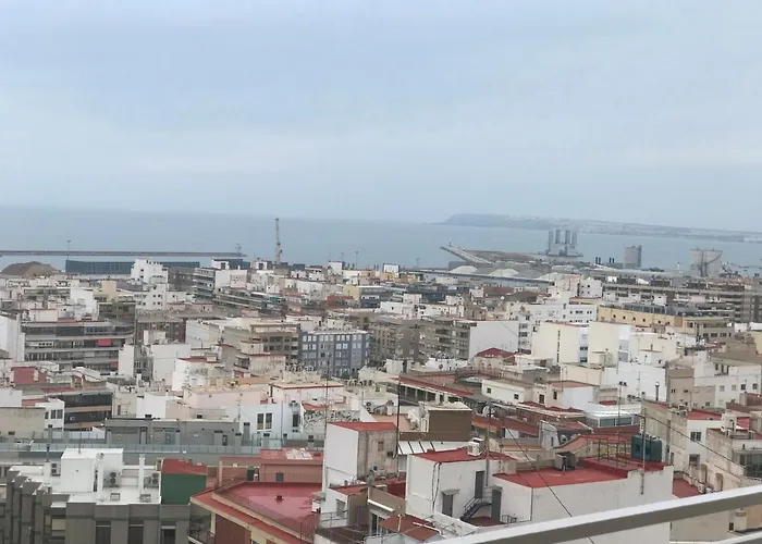 With Jacuzzi & Sea View 阿利坎特