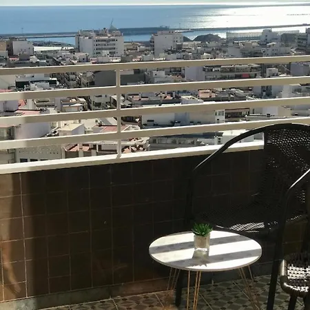 Apartment With Jacuzzi & Sea View